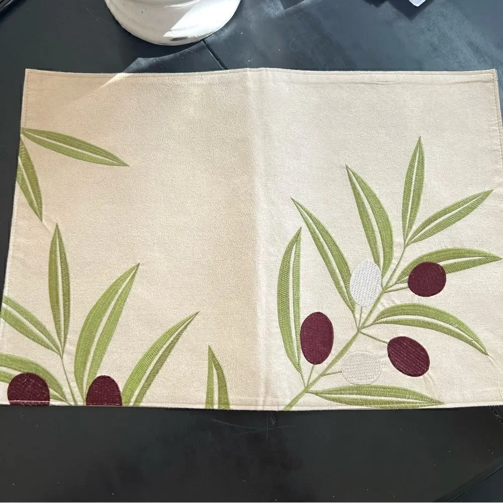 Sonoma 4 embroidered olive branch placemats.